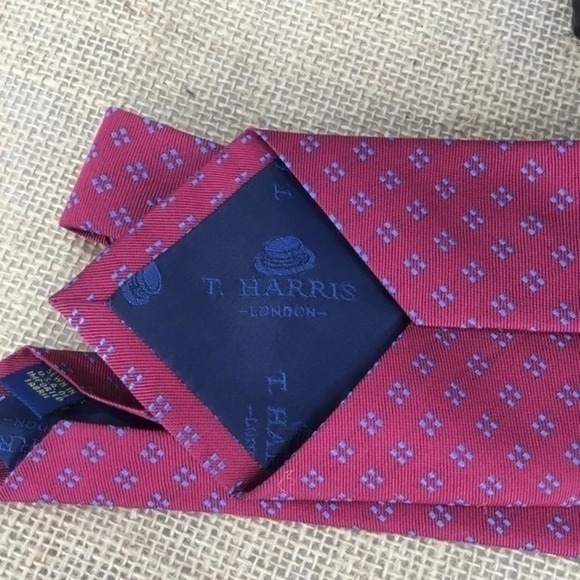 T. Harris London Men’s Silk Tie - Picture 4 of 5